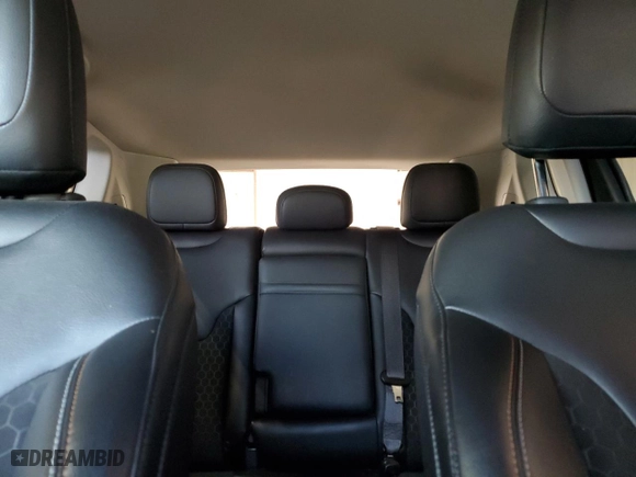2018 Jeep Compass Latitude with VIN 3C4NJDBB4JT250046, listed as a Copart auction lot 76878004 with 100,044 mi miles and Salvage Title. Bid and sale history available at carsss.com. Image 10.