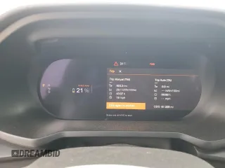 2023 Polestar 2 z VIN YSMEG3KA7PL135739, wystawiony jako Copart lot #55785975 z przebiegiem 61 228 mil mil oraz Tytuł czysty. Historia ofert i sprzedaży dostępna na DreamBid. Obrazek 9.