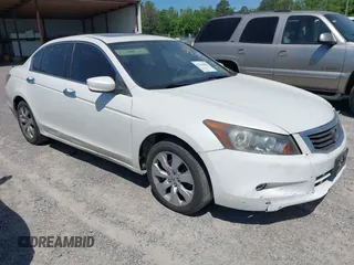 2008 Honda Accord EX z VIN 1HGCP36708A007276, wystawiony jako IAAI lot #42148496 z przebiegiem 300 970 mil mil oraz . Historia ofert i sprzedaży dostępna na DreamBid. Obrazek 1.