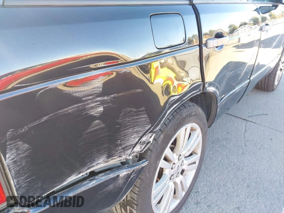 2011 Land Rover Range Rover HSE Lux с VIN SALMF1D48BA329831, выставлен на аукционе IAAI как лот 41295277 с пробегом 126 340 миль миль и . История ставок и продаж доступна на DreamBid. Изображение 6.
