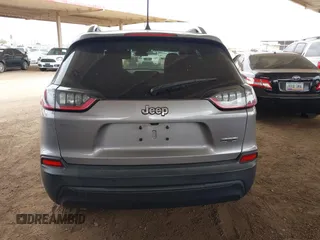 2019 Jeep Cherokee Latitude Plus with VIN 1C4PJLLB9KD109711, listed as a IAAI auction lot 41917339 with 115,320 mi miles. Bid and sale history available at carsss.com. Image 16.