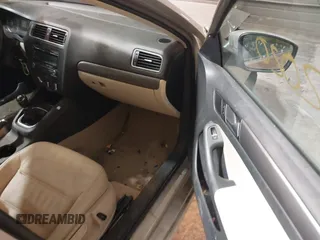 2014 Volkswagen Jetta TDI w/Premium с VIN 3VW3L7AJ6EM237033, выставлен на аукционе IAAI как лот 41482020 с пробегом 134 990 миль миль и . История ставок и продаж доступна на DreamBid. Изображение 5.