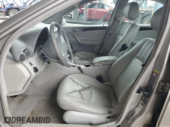 2006 Mercedes-Benz C 280 Luxury with VIN WDBRF54H36A908382, listed as a Copart auction lot 48197845 with 128,420 mi miles and Salvage Title. Bid and sale history available at DreamBid. Image 7.
