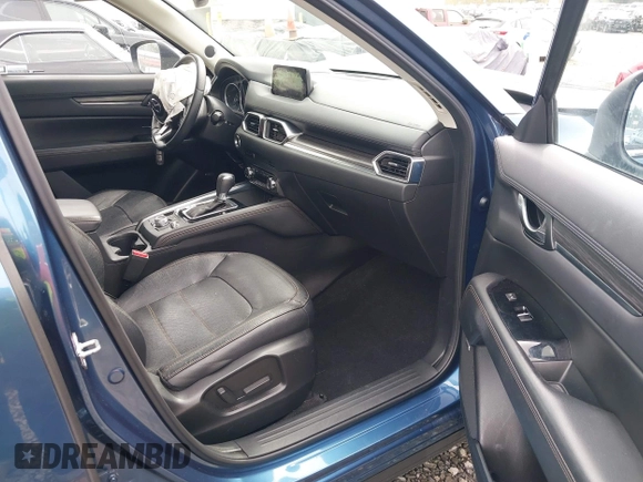 2017 Mazda CX-5 Grand Touring with VIN JM3KFADL5H0100146, listed as a IAAI auction lot 41997181 with 80,071 mi miles. Bid and sale history available at carsss.com. Image 5.