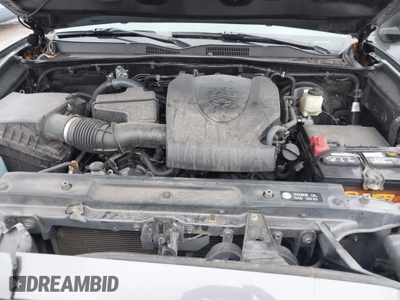 2017 Toyota Tacoma SR5 with VIN 3TMAZ5CN5HM038170, listed as a IAAI auction lot 41588399 with 152,469 mi miles. Bid and sale history available at carsss.com. Image 10.