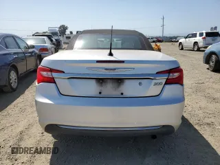 2011 Chrysler 200 Touring with VIN 1C3BC2EB0BN532266, listed as a Copart auction lot 55258485 with 171,210 mi miles and Clean Title. Bid and sale history available at carsss.com. Image 6.