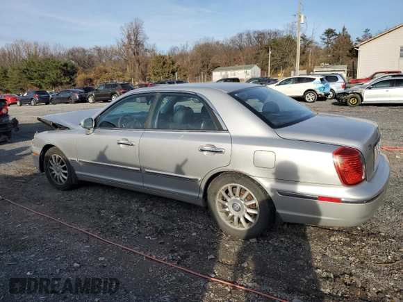 2005 Hyundai XG with VIN KMHFU45E25A426280, listed as a Copart auction lot 82589944 with 120,662 mi miles and Salvage Title. Bid and sale history available at carsss.com. Image 2.