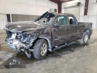 2024 Ram 1500 Big Horn z VIN 1C6SRFBT1RN199253, wystawiony jako Copart lot #67896524 z przebiegiem 11 293 mil mil oraz Szkoda całkowita • Salvage title. Historia ofert i sprzedaży dostępna na DreamBid. Obrazek 1.