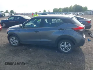 2020 Nissan Kicks S z VIN 3N1CP5BV1LL544239, wystawiony jako IAAI lot #42071513 z przebiegiem 89 921 mil mil oraz . Historia ofert i sprzedaży dostępna na DreamBid. Obrazek 15.
