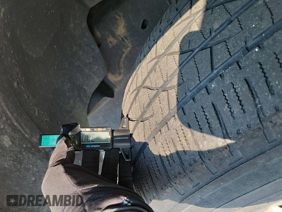 2013 Ford F-150 XL с VIN 1FTFW1EF0DFA22045, выставлен на аукционе IAAI как лот 42571684 с пробегом 201 738 миль миль и . История ставок и продаж доступна на DreamBid. Изображение 3.
