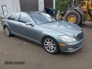 2007 Mercedes-Benz S 550 z VIN WDDNG86X07A140502, wystawiony jako IAAI lot #40805546 z przebiegiem 203 798 mil mil oraz . Historia ofert i sprzedaży dostępna na DreamBid. Obrazek 1.
