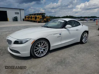 2009 BMW Z4 sDrive35i with VIN WBALM73519E381601, listed as a Copart auction lot 60823745 with 75,635 mi miles and Salvage title. Bid and sale history available at DreamBid. Image 1.