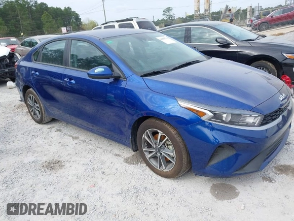 2024 Kia Forte LXS with VIN 3KPF24AD9RE807621, listed as a IAAI auction lot 41839722 with 42,027 mi miles. Bid and sale history available at carsss.com. Image 1.