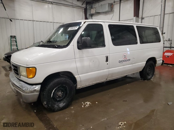 2003 Ford Econoline Wagon XL with VIN 1FMRE11LX3HB62226, listed as a Copart auction lot 45860925 with 308,385 mi miles and Non Repairable. Bid and sale history available at carsss.com. Image 1.