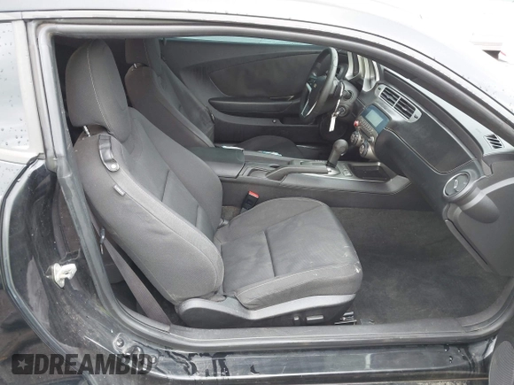 2012 Chevrolet Camaro 1LT with VIN 2G1FB1E34C9198288, listed as a IAAI auction lot 42637531 with 121,943 mi miles and . Bid and sale history available at DreamBid. Image 5.