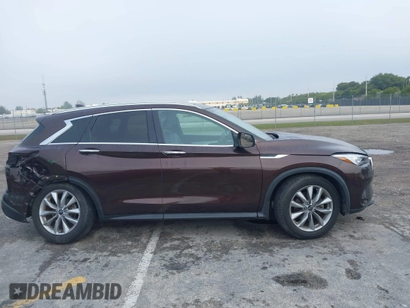2020 Infiniti QX50 Luxe with VIN 3PCAJ5M10LF119755, listed as a IAAI auction lot 41356089 with 39,243 mi miles and . Bid and sale history available at DreamBid. Image 13.