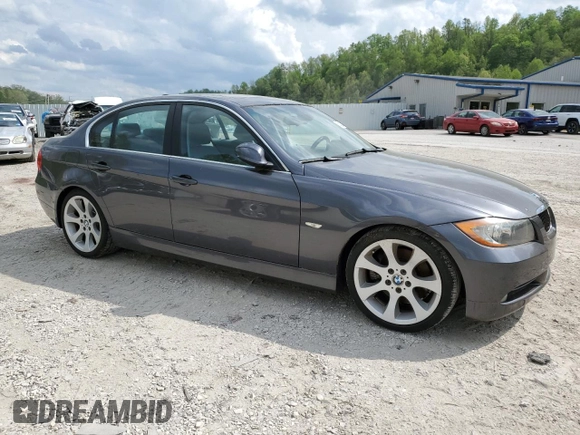2006 BMW 3 Series 330i z VIN WBAVB33576KR77249, wystawiony jako Copart lot #54324055 z przebiegiem 93 180 mil mil oraz Szkoda całkowita • Salvage title. Historia ofert i sprzedaży dostępna na DreamBid. Obrazek 4.