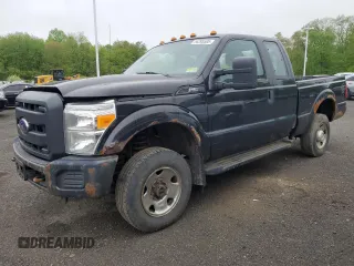2014 Ford F-250 XL z VIN 1FT7X2B65EEA29317, wystawiony jako Copart lot #56295505 z przebiegiem 218 107 mil mil oraz Czysty tytuł • Clean title. Historia ofert i sprzedaży dostępna na DreamBid. Obrazek 1.