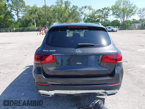 2020 Mercedes-Benz GLC 300 с VIN WDC0G8DB3LF715789, выставлен на аукционе IAAI как лот 42270498 с пробегом 88 882 миль миль и . История ставок и продаж доступна на DreamBid. Изображение 15.