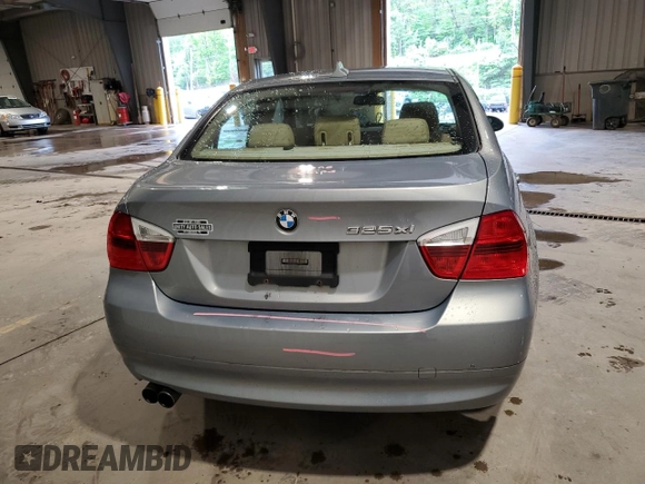 2006 BMW 3 Series 325xi z VIN WBAVD13576KV09648, wystawiony jako Copart lot #56539975 z przebiegiem 131 721 mil mil oraz Szkoda całkowita • Salvage title. Historia ofert i sprzedaży dostępna na DreamBid. Obrazek 6.