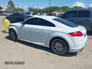2016 Audi TTS 2.0T z VIN TRUC1AFV5G1030771, wystawiony jako IAAI lot #41940807 z przebiegiem 81 357 mil mil oraz . Historia ofert i sprzedaży dostępna na DreamBid. Obrazek 3.