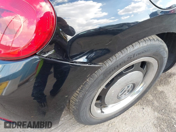 2013 Volkswagen Beetle Fender Edition with VIN 3VWJP7ATXDM622350, listed as a IAAI auction lot 41503396 with 55,468 mi miles and . Bid and sale history available at DreamBid. Image 6.