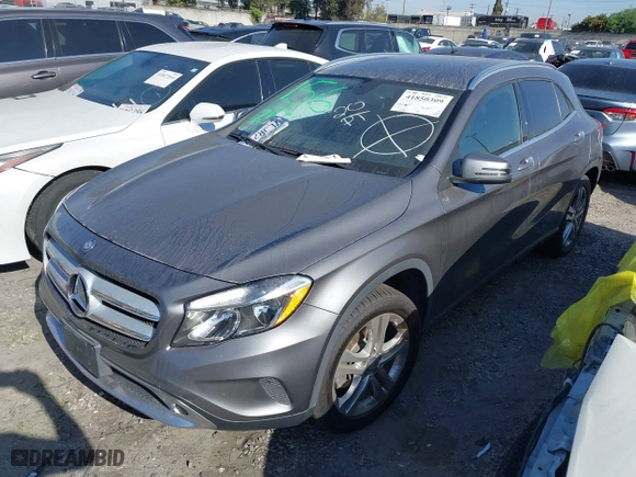 2015 Mercedes-Benz GLA-Class GLA 250 with VIN WDCTG4EB5FJ134607, listed as a IAAI auction lot 41850309 with 1 mi miles. Bid and sale history available at carsss.com. Image 17.