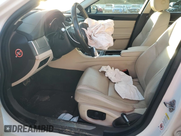 2016 Jaguar XF 35t Prestige with VIN SAJBE4BV6GCY07059, listed as a Copart auction lot 80450974 with 65,981 mi miles and Salvage Title. Bid and sale history available at carsss.com. Image 7.
