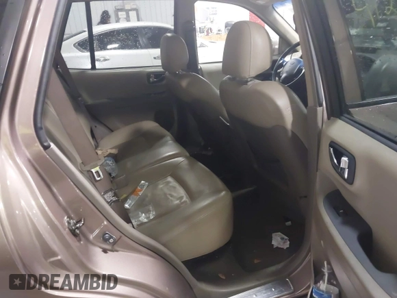 2005 Hyundai Santa Fe GLS with VIN KM8SC73E35U007942, listed as a IAAI auction lot 41201901 with 184,437 mi miles. Bid and sale history available at carsss.com. Image 8.
