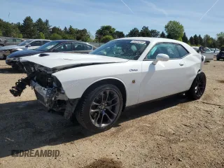 2023 Dodge Challenger R/T Scat Pack z VIN 2C3CDZFJ8PH542866, wystawiony jako Copart lot #56334295 z przebiegiem 23 886 mil mil oraz Szkoda całkowita • Salvage title. Historia ofert i sprzedaży dostępna na DreamBid. Obrazek 1.
