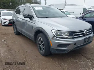 2019 Volkswagen Tiguan SE with VIN 3VV3B7AX6KM138493, listed as a IAAI auction lot 41367279 with 84,534 mi miles and . Bid and sale history available at DreamBid. Image 1.