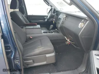 2008 Ford Expedition SSV with VIN 1FMFU15578LA71176, listed as a IAAI auction lot 41238389 with 196,196 mi miles. Bid and sale history available at carsss.com. Image 5.