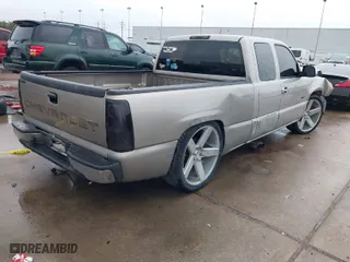 2005 Chevrolet Silverado 1500 Work Truck with VIN 1GCEC19X35Z202451, listed as a IAAI auction lot 41019154 with NaN miles. Bid and sale history available at carsss.com. Image 4.
