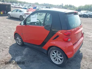 2008 Smart fortwo Pure с VIN WMEEJ31X78K207633, выставлен на аукционе IAAI как лот 42496970 с пробегом 171 828 миль миль и . История ставок и продаж доступна на DreamBid. Изображение 3.
