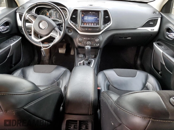 2018 Jeep Cherokee Latitude Plus with VIN 1C4PJMLB6JD602685, listed as a Copart auction lot 53741765 with 105,984 mi miles and Salvage title. Bid and sale history available at DreamBid. Image 8.