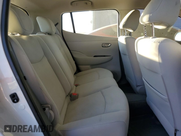 2017 Nissan LEAF SL with VIN 1N4BZ0CPXHC300894, listed as a Copart auction lot 82243014 with 9,895 mi miles and Clean Title. Bid and sale history available at carsss.com. Image 10.