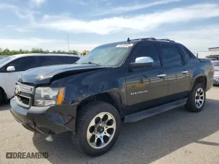 2013 Chevrolet Avalanche LS with VIN 3GNMCEE07DG160304, listed as a Copart auction lot 52943945 with 139,643 mi miles and Salvage Title. Bid and sale history available at carsss.com. Image 1.