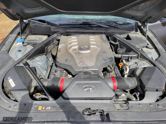 2015 Hyundai Genesis 5.0L with VIN KMHGN4JF8FU082535, listed as a IAAI auction lot 41768435 with 101,003 mi miles. Bid and sale history available at carsss.com. Image 10.