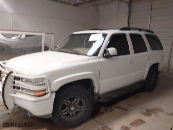 2005 Chevrolet Tahoe Z71 with VIN 1GNEC13TX5R173365, listed as a IAAI auction lot 41630555 with 188,675 mi miles. Bid and sale history available at carsss.com. Image 14.