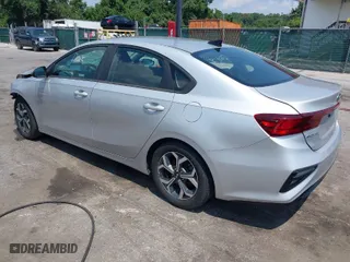 2019 Kia Forte FE with VIN 3KPF24AD4KE058961, listed as a IAAI auction lot 39991284 with NaN miles. Bid and sale history available at carsss.com. Image 3.