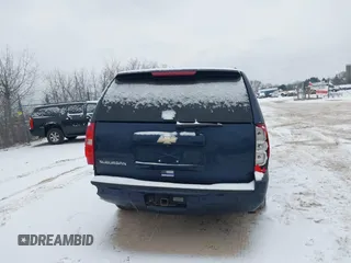 2008 Chevrolet Suburban LTZ with VIN 3GNFK16368G183057, listed as a IAAI auction lot 41295239 with 1 mi miles. Bid and sale history available at carsss.com. Image 15.