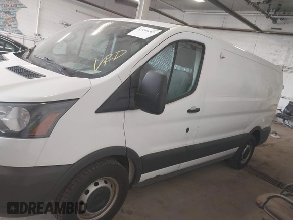 2015 Ford Transit Cargo z VIN 1FTNE1YG9FKB08497, wystawiony jako IAAI lot #42106682 z przebiegiem 158 992 mil mil oraz . Historia ofert i sprzedaży dostępna na DreamBid. Obrazek 14.