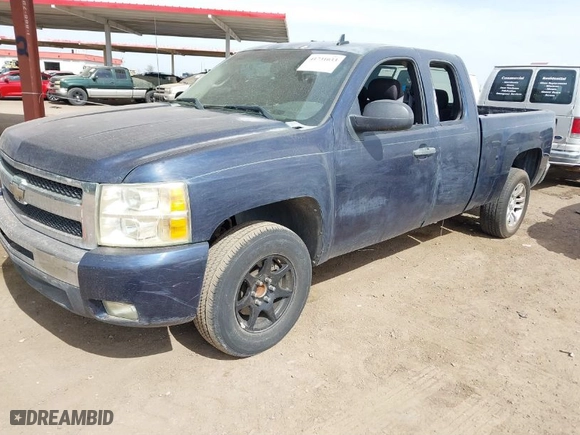 2011 Chevrolet Silverado 1500 LT with VIN 1GCRCSE06BZ210670, listed as a IAAI auction lot 41731033 with 259,099 mi miles. Bid and sale history available at carsss.com. Image 2.