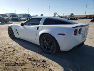 2010 Chevrolet Corvette Z16 Grand Sport 3LT z VIN 1G1YW2DW9A5103748, wystawiony jako Copart lot #80986774 z przebiegiem 134 004 mil mil oraz Szkoda całkowita • Salvage title. Historia ofert i sprzedaży dostępna na DreamBid. Obrazek 2.