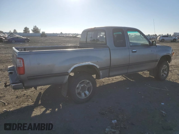 1997 Toyota T100 SR5 with VIN JT4UN24D6V0037539, listed as a Copart auction lot 42195245 with 364,681 mi miles and Salvage Title. Bid and sale history available at DreamBid. Image 3.