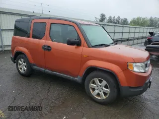 2010 Honda Element EX z VIN 5J6YH2H74AL007035, wystawiony jako Copart lot #55643735 z przebiegiem 186 381 mil mil oraz Szkoda całkowita • Salvage title. Historia ofert i sprzedaży dostępna na DreamBid. Obrazek 4.