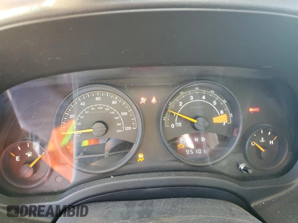 2015 Jeep Patriot Latitude with VIN 1C4NJPFB4FD298011, listed as a Copart auction lot 52152845 with 95,101 mi miles and Salvage Title. Bid and sale history available at DreamBid. Image 9.
