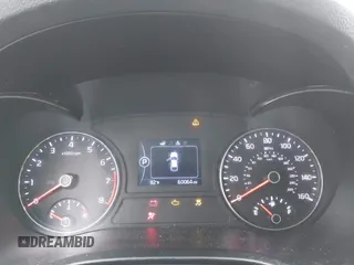2018 Kia Optima LX z VIN 5XXGT4L33JG270472, wystawiony jako IAAI lot #42292416 z przebiegiem 60 064 mil mil oraz . Historia ofert i sprzedaży dostępna na DreamBid. Obrazek 7.