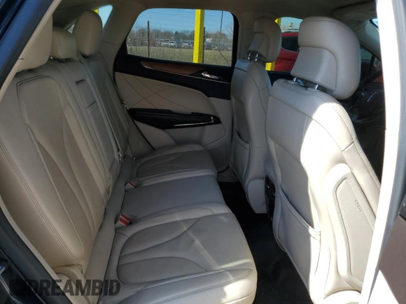2017 Lincoln MKC Select with VIN 5LMCJ2D99HUL00633, listed as a Copart auction lot 48498295 with 122,621 mi miles and Non repairable. Bid and sale history available at DreamBid. Image 11.