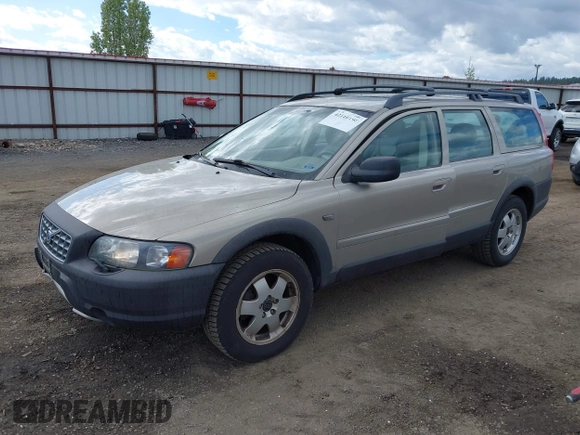2002 Volvo V70 with VIN YV1SZ58D321064933, listed as a IAAI auction lot 42110198 with 124,324 mi miles and . Bid and sale history available at DreamBid. Image 2.